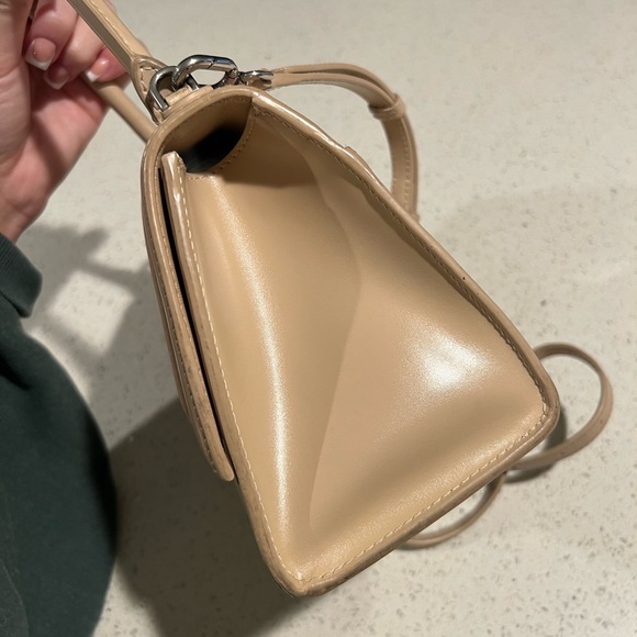 Beige Small Hourglass Balenciaga Bag - Picture 4 of 16
